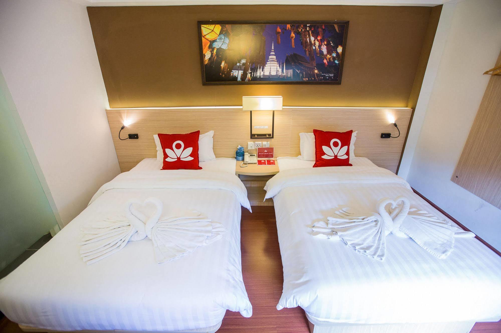 Chiang Roi 7 Days Inn Чіангмай Екстер'єр фото
